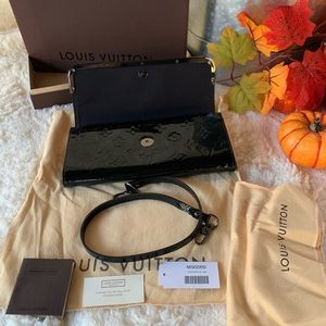 Auth NWT Louis Vuitton Rossmore MM Noir